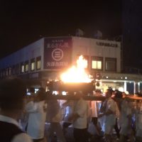 白銀神社の火祭りがおこなわれました。